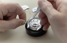 劳力士表蒙子掉了怎么装