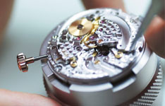 劳力士表蒙子摔坏怎么修