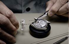 劳力士表磕碰后时针走时快